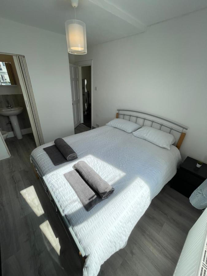 M&C Guest House Birkenhead Exterior foto
